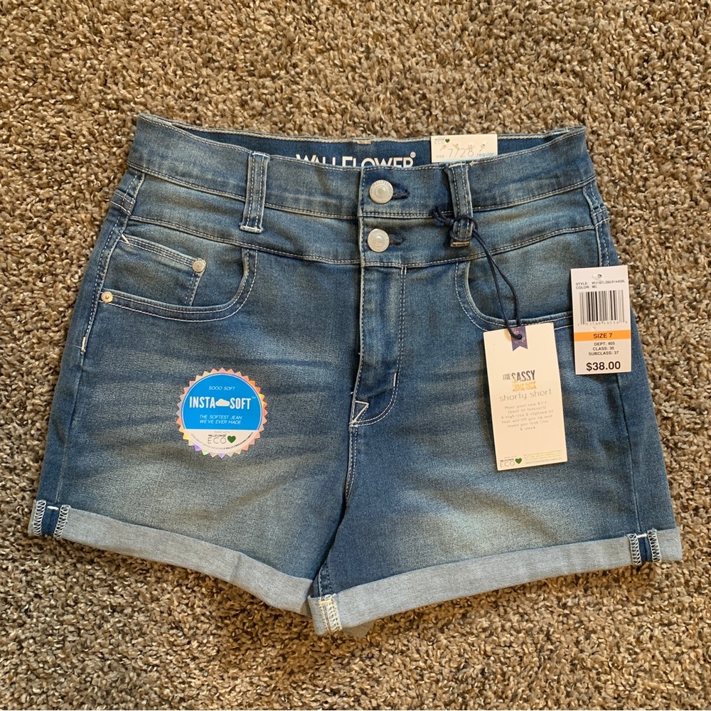 Wallflower High Rise Shorts NWT